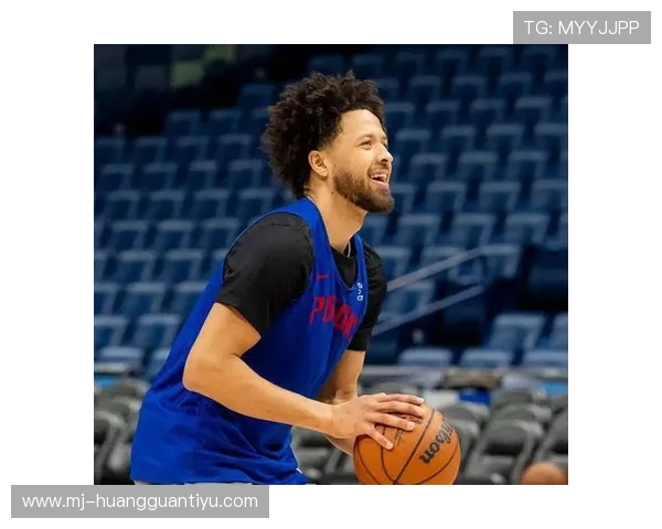 凯德·坎宁安通过无球跑动提升三分效率，拉开与队友的得分差距