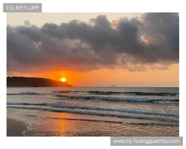 小威退役后晒的度假照，这肌肉线条是去海岛躺平的人该有的？