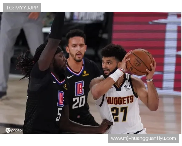 哈利伯顿突破分球助掘金提升挡拆效率拉开空间