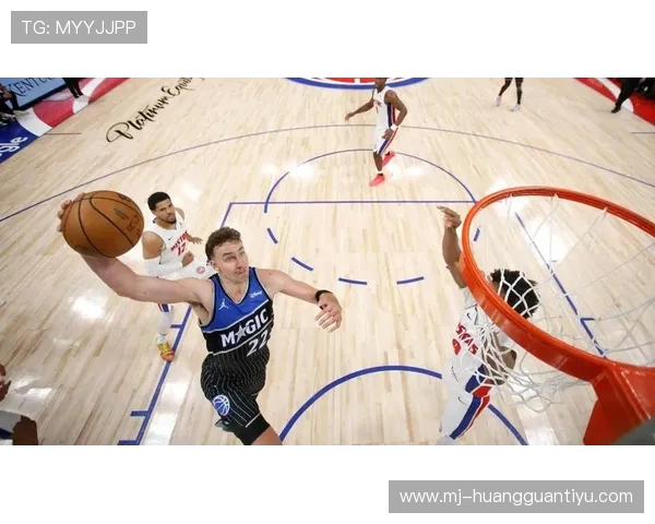 托拜厄斯·哈里斯突破拉开防线助快船提升关键投篮效率