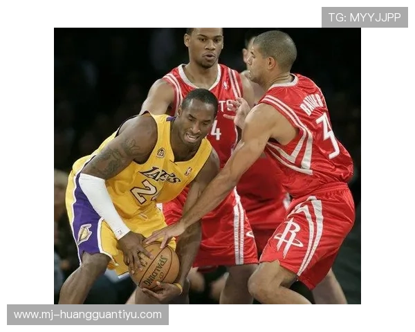 弗拉德·迪瓦茨传球组织对比姚明 促进球队内线空间优化